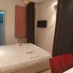 فندق مبيت وإفطار Goerkemli 4*