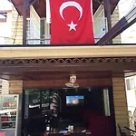 فندق مبيت وإفطار Goerkemli 4*