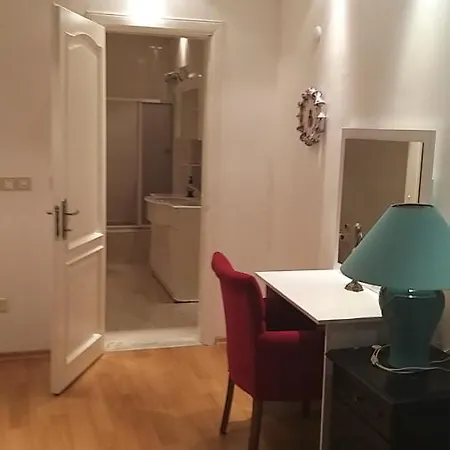 Goerkemli Nocleg ze śniadaniem Stambuł